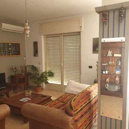 Attico In Riva Al Mare Apartment Gallipoli Exterior photo